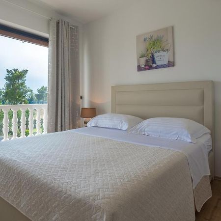 Apartments Emanuela Sukošan Extérieur photo