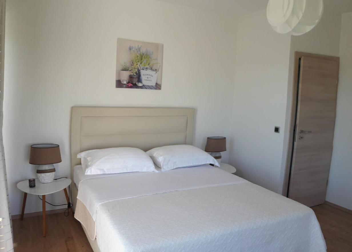 Apartments Emanuela Sukošan Chambre photo